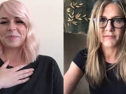 Jennifer Aniston sorprende un'infermiera col coronavirus