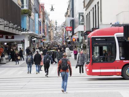 Covid-19, Svezia ora ci ripensa: "Basta con il 'tutto aperto'"