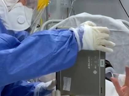 Bari, i pazienti in videochiamata con i propri cari
