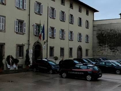 Lucca, magrebino non paga la pizza e accoltella il corriere