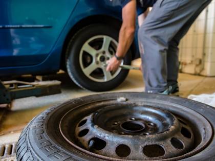 Ricambio stagionale delle gomme: ecco le nuove regole