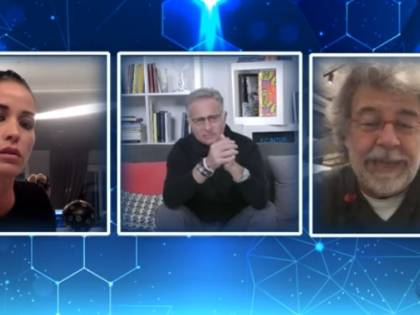 Il deliro dei no vax contro la Santarelli: "Dicono che mio figlio ha preso il tumore perché vaccinato"