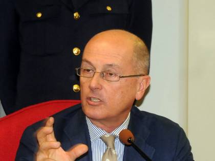 Santa Maria Capua Vetere il carcere è fuori controllo. Rivolta sedata con la forza