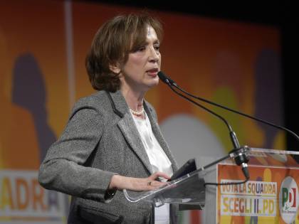 Zampa, sottosegretaria con delega alle gaffe. I giallorossi hanno trovato il nuovo Toninelli