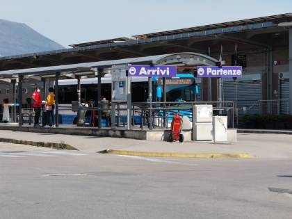 Napoli, il parcheggio dove è stata violentata l'infermiera