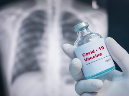 Il vaccino? Sarà pronto a primavera. Grazie a un'alleanza tra Italia e Israele