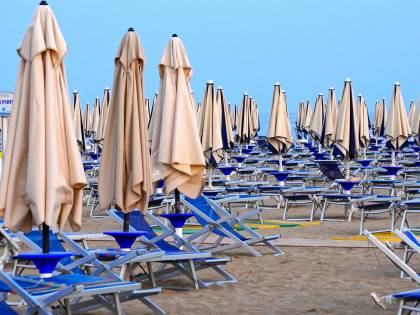 Per le vacanze ai tempi del Covid servirà il "certificato di negatività"