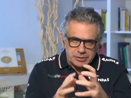 Il virologo Pregliasco avverte: "Col freddo casi in aumento"