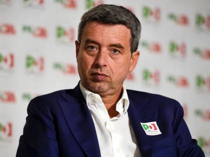 Il Pd ci vuole spioni di Stato per la parità