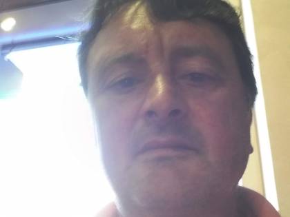 Il giallo del cadavere nel carrello della spesa: "Ucciso a sprangate in faccia"