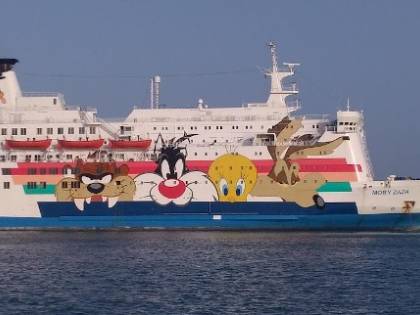 La nave-quarantena "esplode" La furia dei migranti a bordo