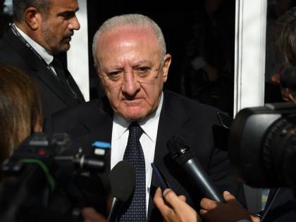 Se De Luca scambia il Nord per il Pd