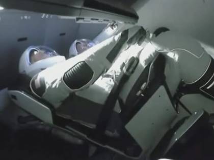 Esulta ancora Elon Musk: ammaraggio perfetto per la Crew Dragon di SpaceX, rientrata sulla Terra