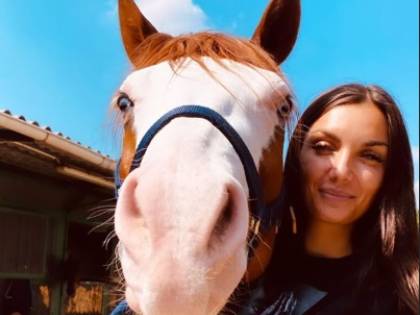 Elettra Lamborghini svela: "Ho un'infezione ai reni"