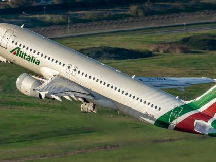 Alitalia ammette la furbata: stop ai biglietti da e per Linate