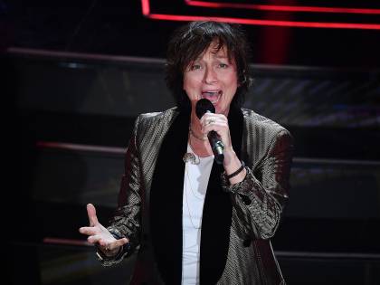 Gianna Nannini contro Paul McCartney: "Non abbiamo bisogno di te che bacchetti l'Italia"