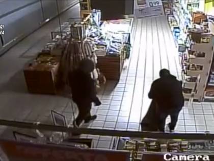 "Terrore dei supermercati". La spietata banda di sinti