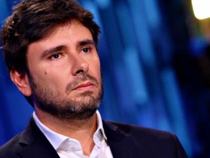 Altri tre grillini pronti all'addio. Rispunta il conflitto d'interesse