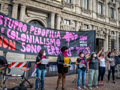 In piazza contro Montanelli. Conte: "Furia da condannare"