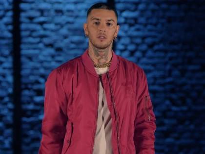 Emis Killa sbotta: "Diodato? La solita roba, mi rompe i cogl..."