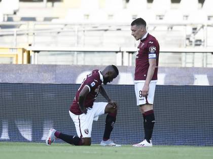 La Serie A torna in campo 103 giorni dopo lo stop Toro-Parma 1-1, Verona-Cagliari 2-1