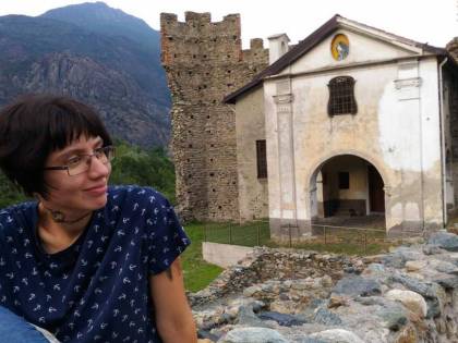 Rifugiata russa accoltella barista "Mi stava molestando" Ma la verità è un'altra...