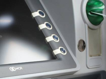 Le mani del Fisco sui risparmi: ecco come scattano i "prelievi"