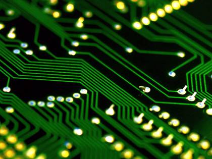 Guerra nascosta dei microchip: che cosa sta succedendo in Ue