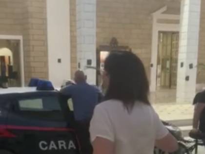 Se il vescovo di Taranto si schiera contro chi prega per la famiglia