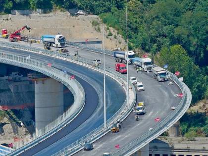 Ponte ancora ai Benetton. I grillini in imbarazzo accusano la De Micheli