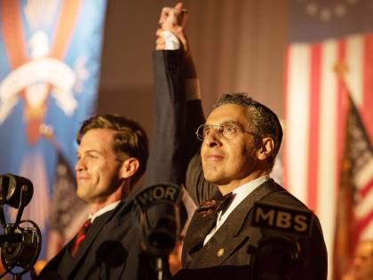 Il complotto contro la libertà usa sempre parole di miele