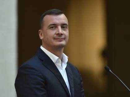 E ora Casalino si lamenta pure: "Lavoro per Conte ma mi sminuiscono"