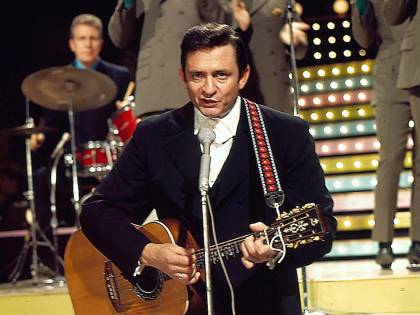 Ecco il Johnny Cash più sottovalutato con Paul McCartney, Fogerty e Bono