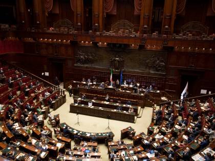 C'è l'ok allo scostamento coi voti delle opposizioni