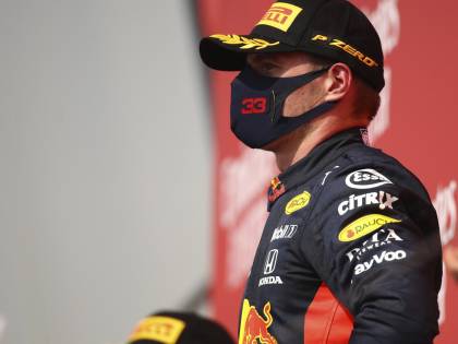 Un Gp da baby fenomeni e Leclerc cresce ancora. Ma salvate il soldato Seb