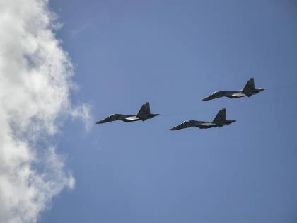 Caccia russo entra in azione: "Intercettato un aereo italiano"