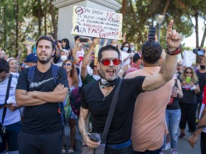 Spagna, Germania e America: le piazze dei "no-mascherina"
