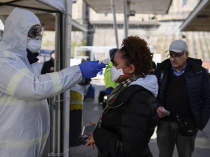 No alla quarantena breve. Ipotesi treni pieni all'80%