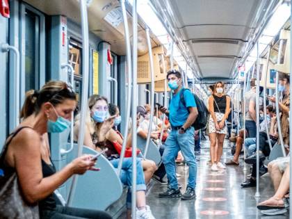 "Ci sono 1374 focolai del virus" Ma solo uno su 3 è sintomatico