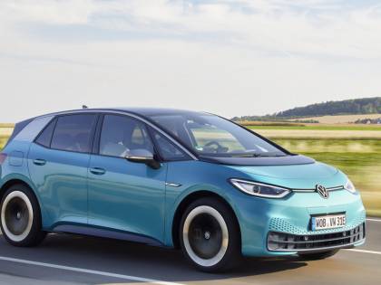 Per l'elettrica Vw record di autonomia. Con una "carica" percorsi oltre 530 km