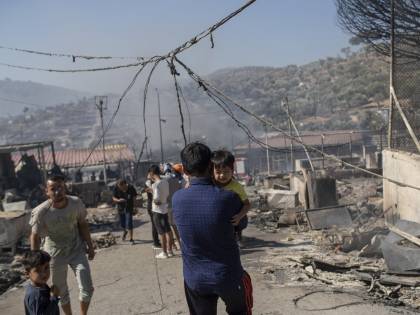 Ora Berlino vuole farci accogliere pure i migranti sbarcati a Lesbo