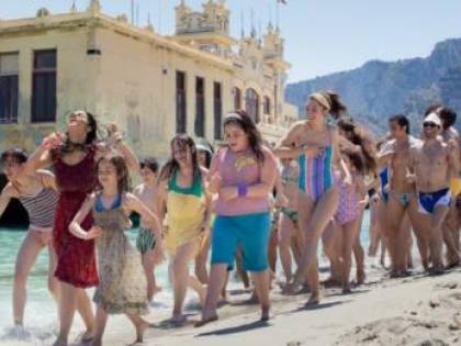 “Le sorelle Macaluso”, dramma e poesia nello scorrere di cinque vite