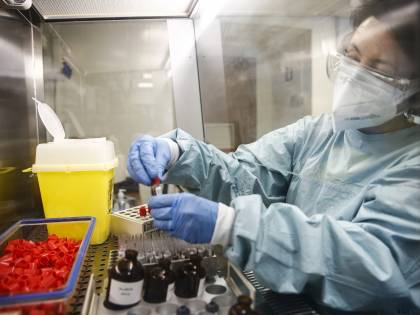 Chi sono gli stregoni dei virus: "Giocare con loro? Pericoloso..."