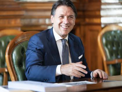 L'Europa blinda Conte: "Serve stabilità dei governi"