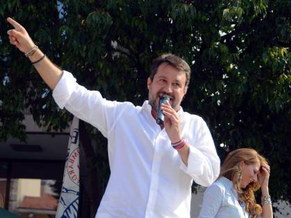 Ancora odio su Salvini. Contestazione in piazza