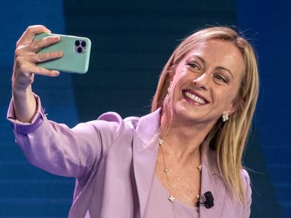 Il trionfo che cambia una storia: così la Meloni si è presa la destra