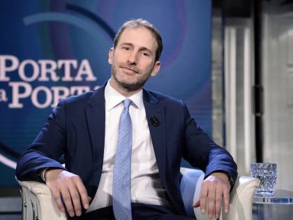 La faida indebolisce M5s. L'appello di Casaleggio