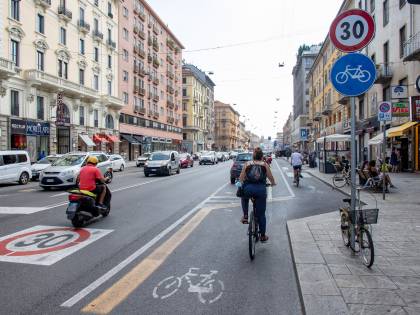 Le piste ciclabili mandano in tilt il traffico