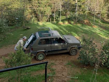 "Anche Dio ha una Panda 4x4", la foto di Roberto Baggio fa il boom sul web