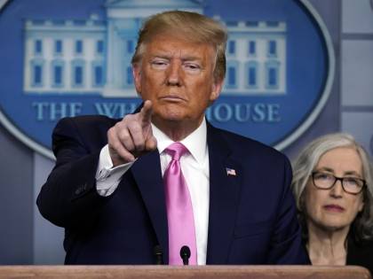 Usa, la Corte aiuta Trump mentre la Barrett giura. "Non si proroga lo spoglio"